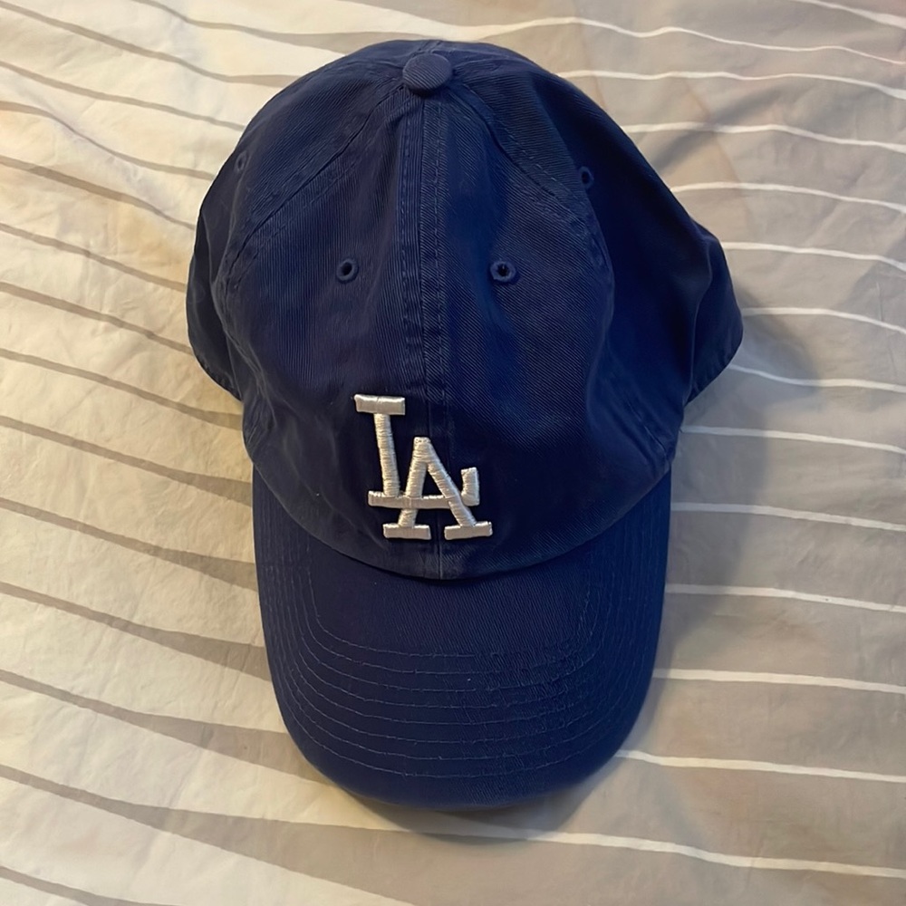 LA Dodgers hat! 💙🤍